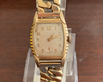 Rare Vintage Rolled Gold Bulova Art deco Style Watch From 1950 In original condition AF (engraved)