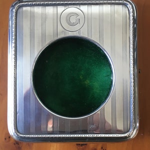 Antique HM Chester silver Travelling Watch Case  by Synyer & Beddoes 1910