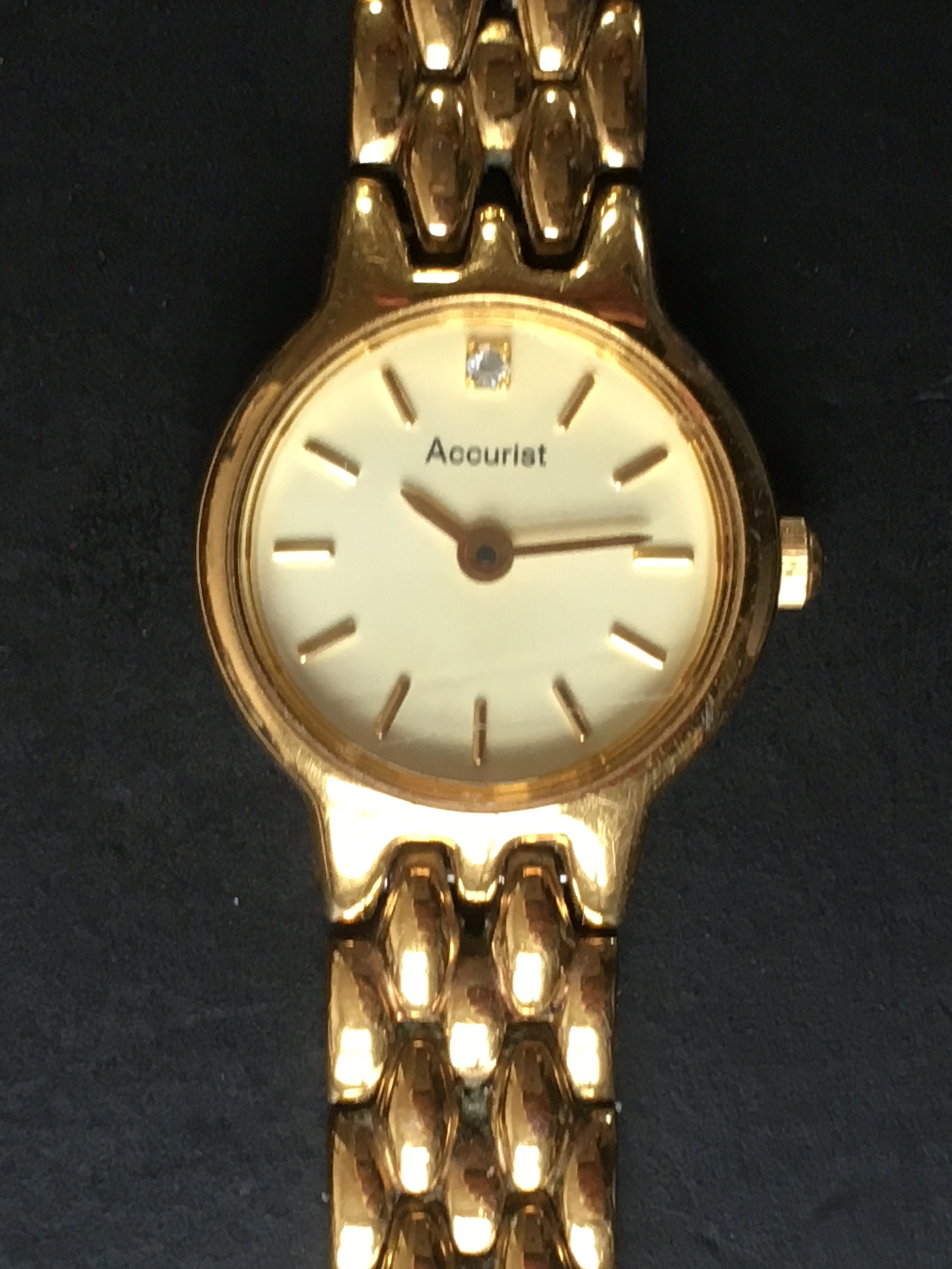 Old accurist watches value hotsell ladies