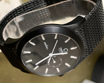 Schöne Obaku Harmony Herren Large Quarzuhr Schwarzes Ziffernblatt