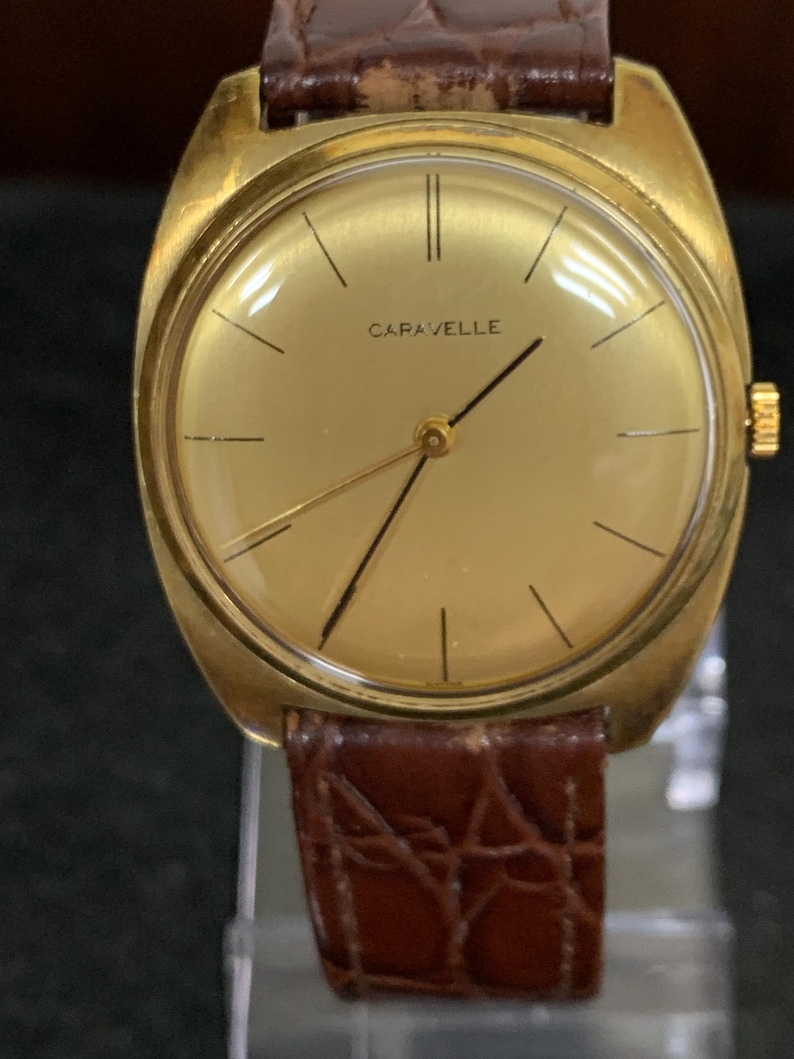 Gents 1970 Caravelle by Bulova wristwatch ST AS 1800 movement gold-tone dial AF image 3