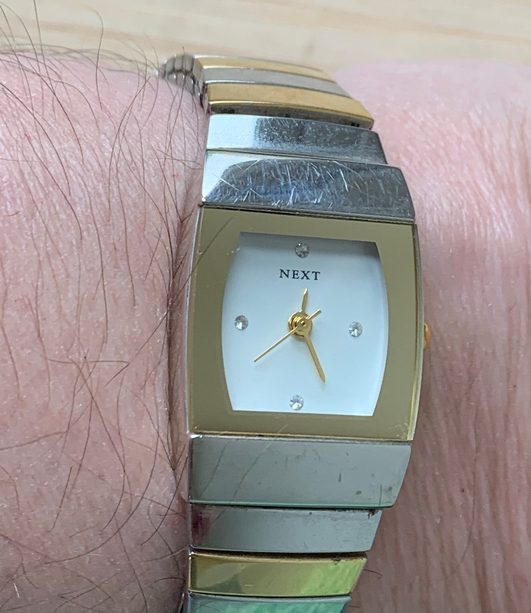 Montre à Quartz Pour Femme De La Marque NEXT - Modèle Occasion En Très Bon état Général