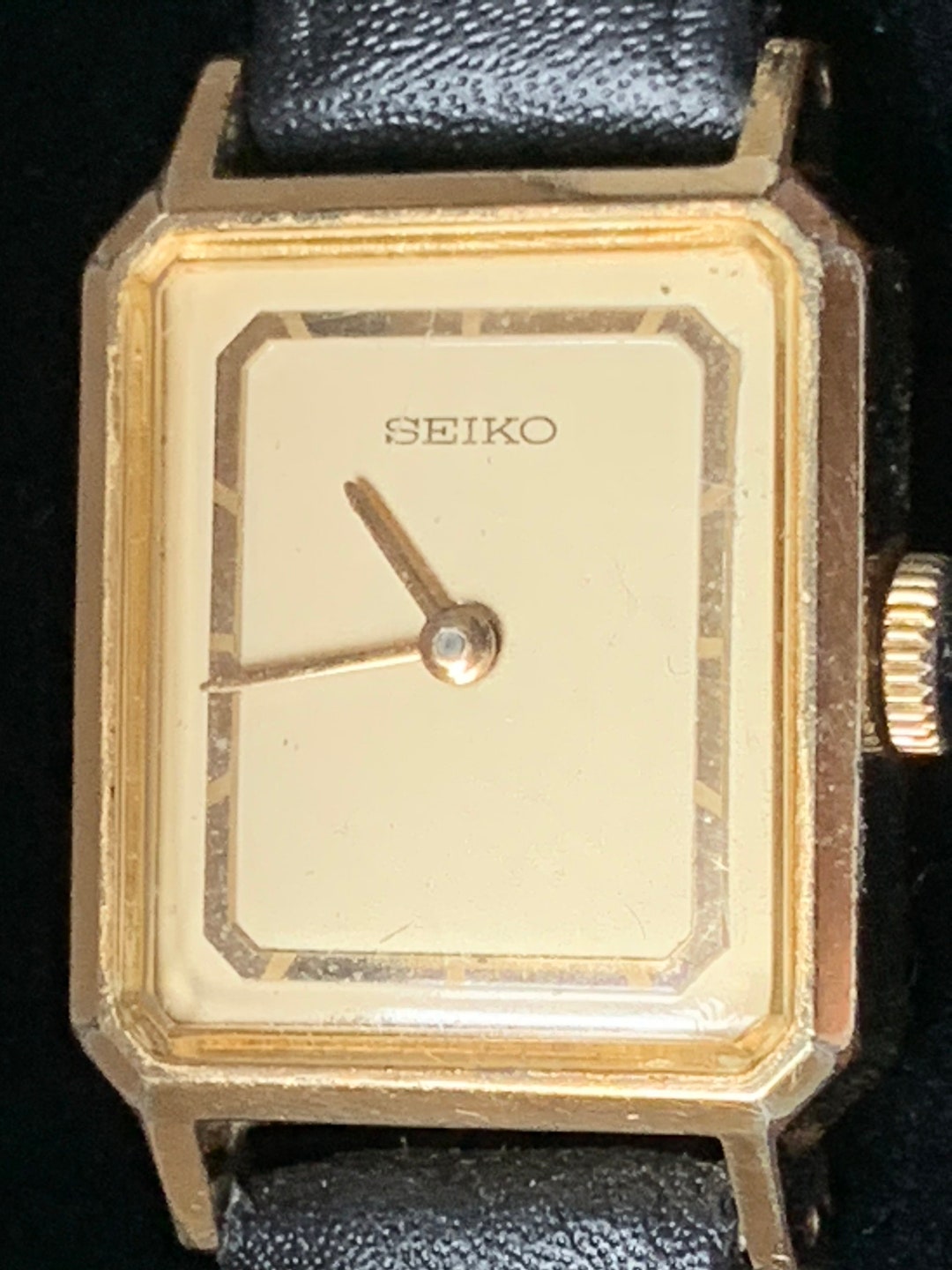 Beautiful Ladies SEIKO Gold Cream Dial, Rectangular 17 Jewels Watch - Etsy