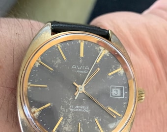 Vintage Automatic Avia Matic Date 17 jewels incabloc Watch in original condition
