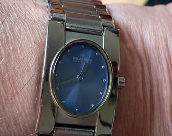 Skagen Womens Denmark 39SSSD Stainless Steel Mesh Quartz  display picture 1