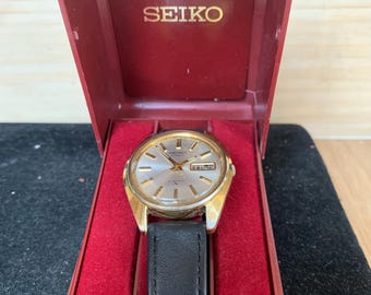 SEIKO ヴィンテージ手巻き腕時計1970‘ 超レア SEIKO ヴィンテージ 70s ブルー文字盤 手巻き