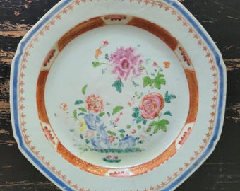 Antique 1700s Chinese Export Qianlong Famille Rose Octagonal Porcelain Plate with Flowers