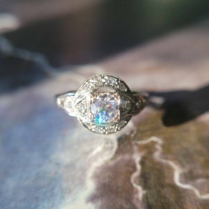 Vintage & Antique 1930s Art Deco Edwardian 0.51 Carat Total Weight Old European Cut Diamond Engagement Ring in Platinum TheIdolsEye image 2