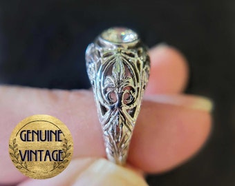 Vintage & Antique 1920s Art Deco Edwardian 0.66 Carat Weight Old European Cut Diamond Engagement Ring in 14K White Gold | TheIdolsEye