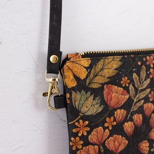 Multiway Bag Clutch Cork Flower image 6