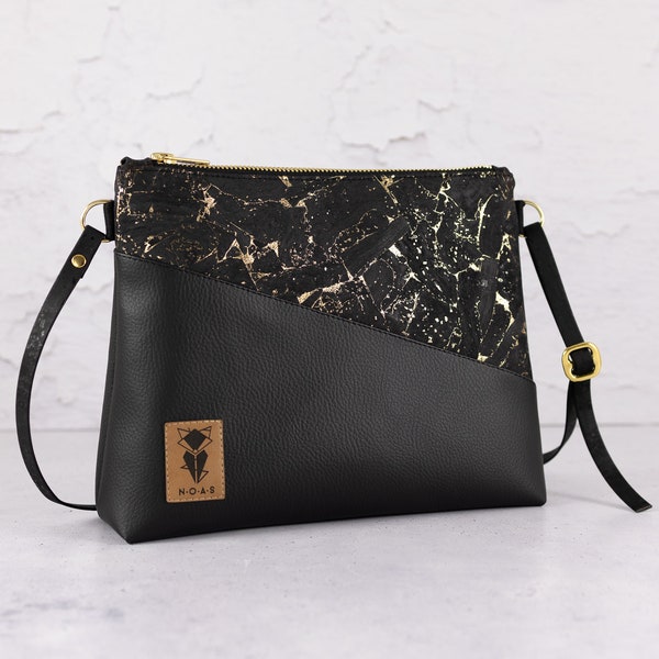 Handtasche Kork Schwarz Gold marmoriert mit Reißverschlusstasche