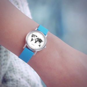 Petite montre - Carte du monde - silicone, bleu