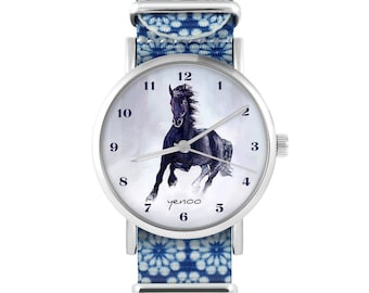 Montre - Cheval noir - fleurs, bleu