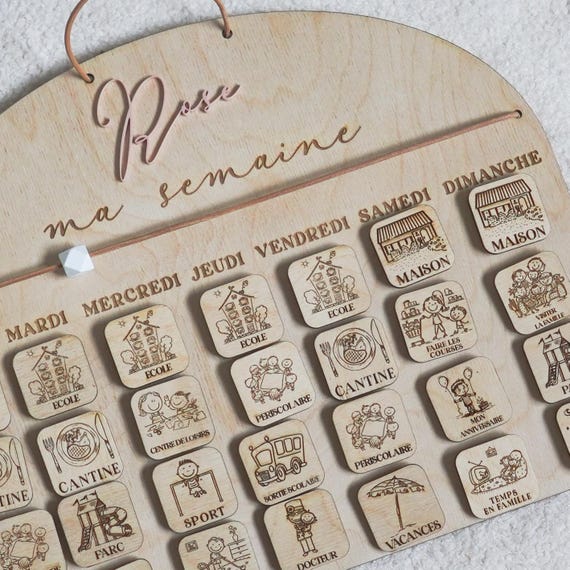 Semainier En Bois avec Prénom Personnalisé - Tableau Organisation Enfant