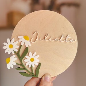 Personalized Floral Wooden and Acrylic Birth Card - Baby Milestone Card with Custom Name Daisy Design - Unique Baby Gift