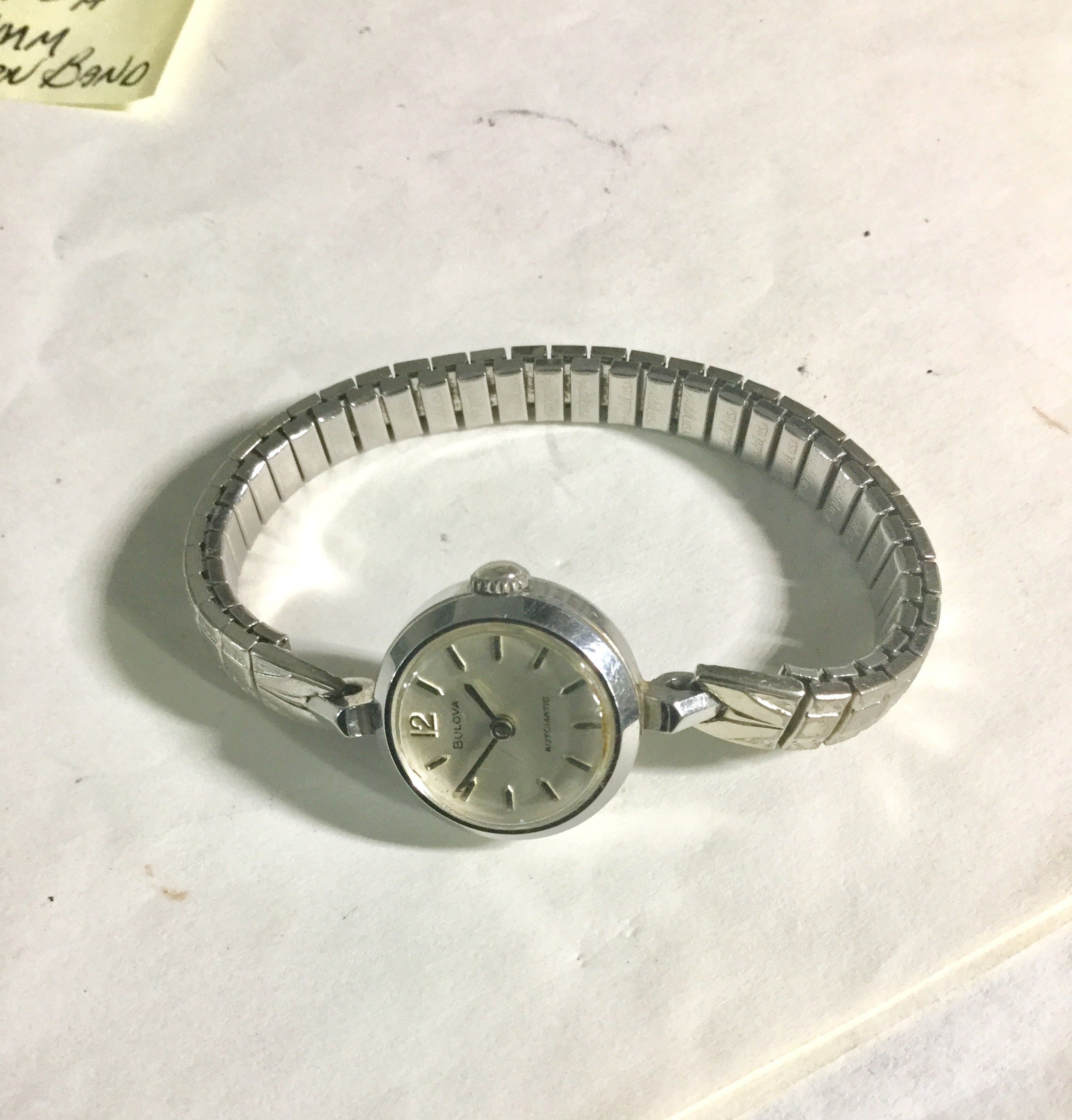 Automatic self winding Outlet