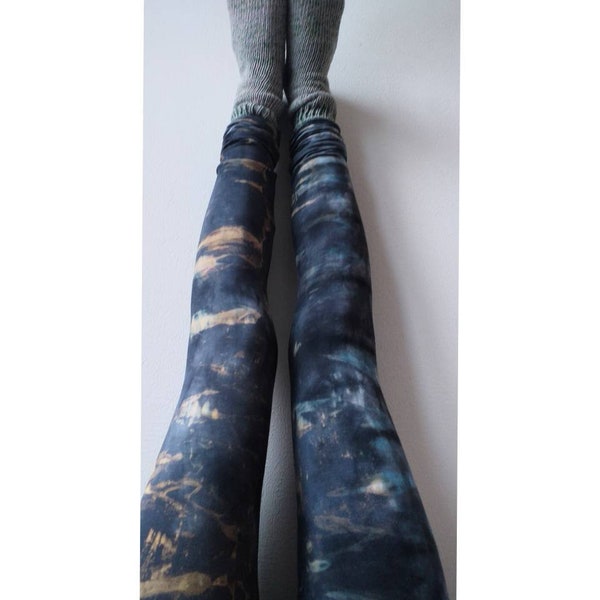 Ethically made dark moon Leggings/ Yoga Leggings / Tie Dye Bamboo leggings, yoga leggings, black, Oekotex certified fabric, Bamboo Leggings