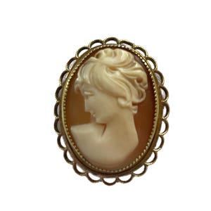 Cameo brooch/pendant