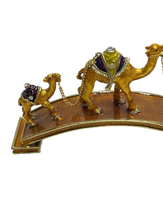 Enameled camel trader with camel caravan pill box - image 3