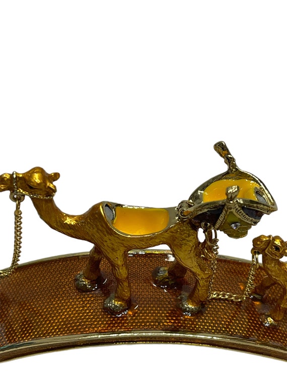 Enameled camel trader with camel caravan pill box - image 7