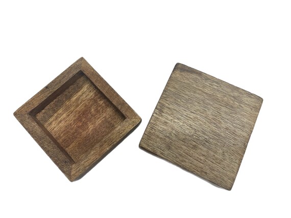 Tiny square trinket box with tin star lid - image 4