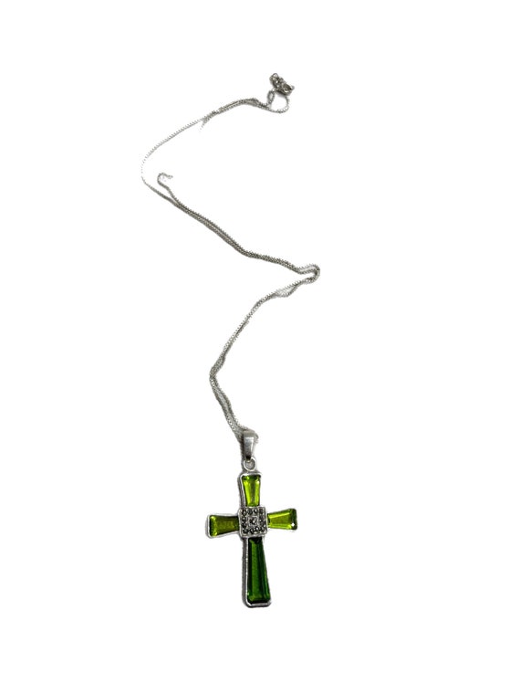 Sterling marcasite and peridot cross with 20" neck