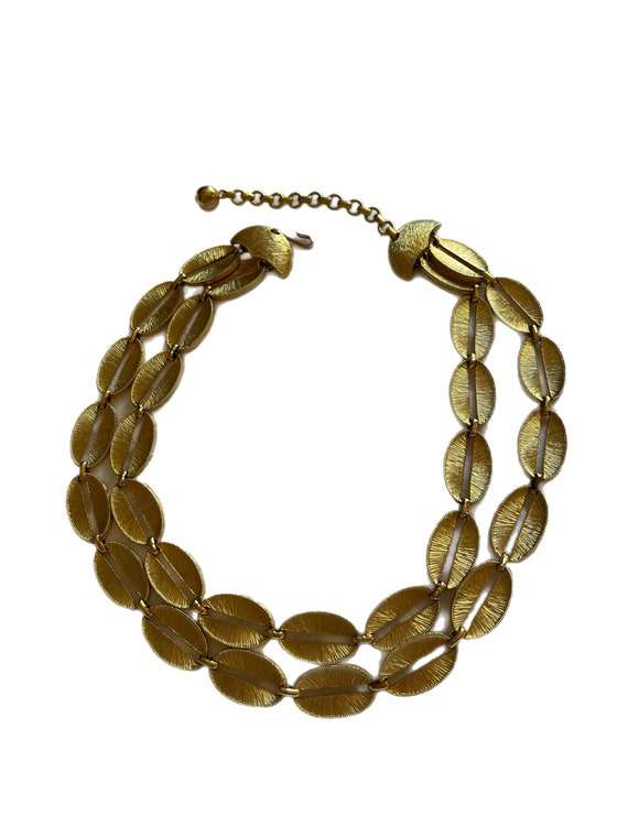 Double-strand oval slotted-discs satin gold choker - image 4