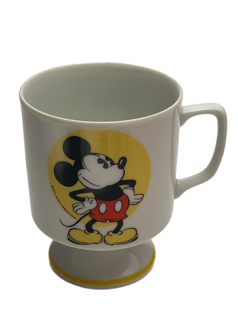 Mickey Mouse footed mug, Novelty item image 1