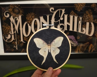 Bastidor de bordado de polilla Luna, arte mural, fotografía alternativa