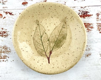 Leaf Tea Bag Rest or Coffee Spoon Holder Speckled Buff