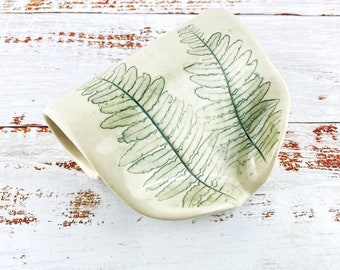 Fern Leaf Draining Soap Dish or Scrubbie Holder
