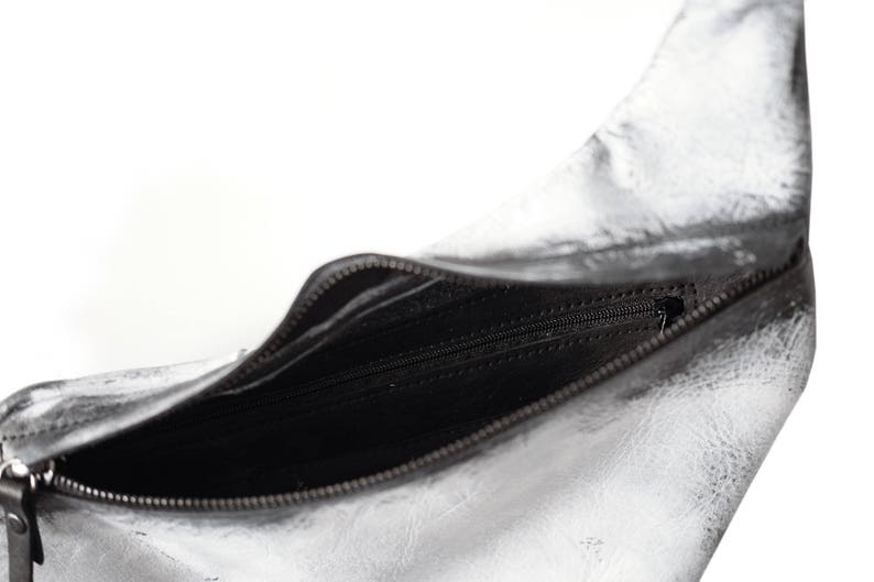 leather hip bag 031Y white