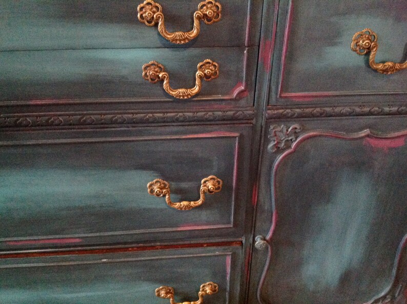 SOLD Buffet