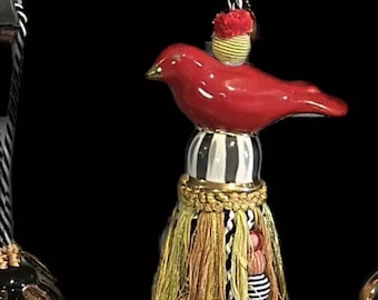 MACKENZIE CHILD Tassel - Ceramic Bird Red Black Elegant Designer