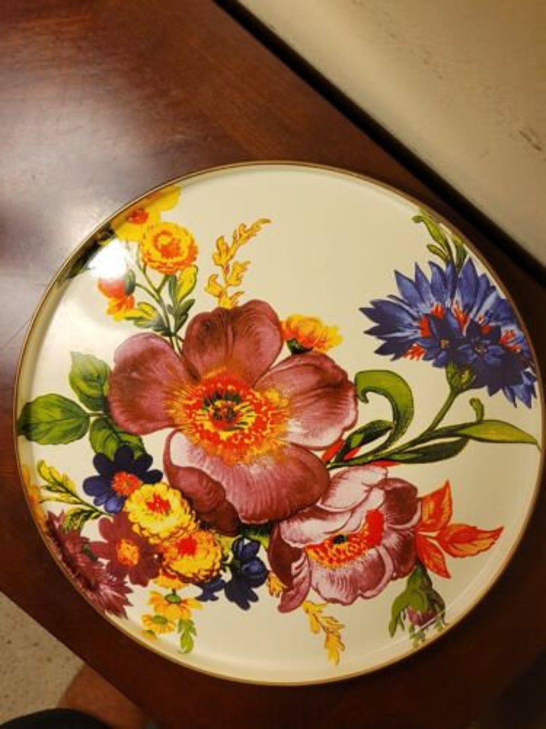 【新品】McKenzie-Childs 花柄プレート Mackenzie Childs Enamel White Flower Market Circular Drink Serving