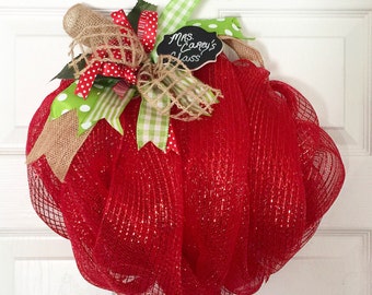Teacher Appreciation Wreath, Teacher Appreciation Gift, Custom Teacher Gift, Back to School Wreath, Teacher Gift, Classroom Decor, Apple