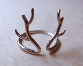 Ring "wood of deer"