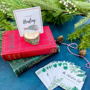 Set di intenzioni per adulti. Mazzo di carte intenzione e base in legno.