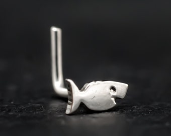 Fish hand cut 925 sterling silver nose stud. Fishes lover gift. Shiny tiny fish nose stud. Diver gift. Nose piercing unique. L-shape post.