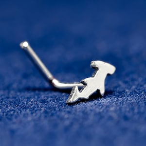 Hammerhead shark hand cut 925 sterling silver nose stud. Sharks lover gift. Tiny hammer shark nose stud. Diver gift. Nose piercing unique.