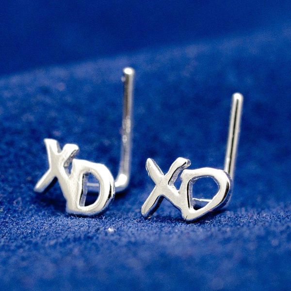 XD tiny hand cut sterling silver letters nose stud. Geek gift. XD nose ring. Social media nose piercing unique. Letters nose ring