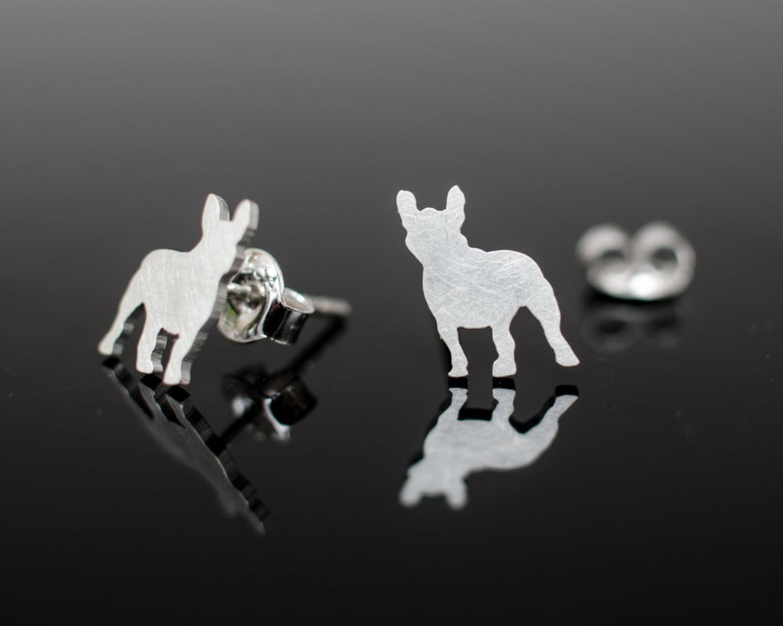 Orecchini In Argento 925 A Forma Di French Bulldog – Gioielli Regalo Con Confezione, Design Katy Craig - 2