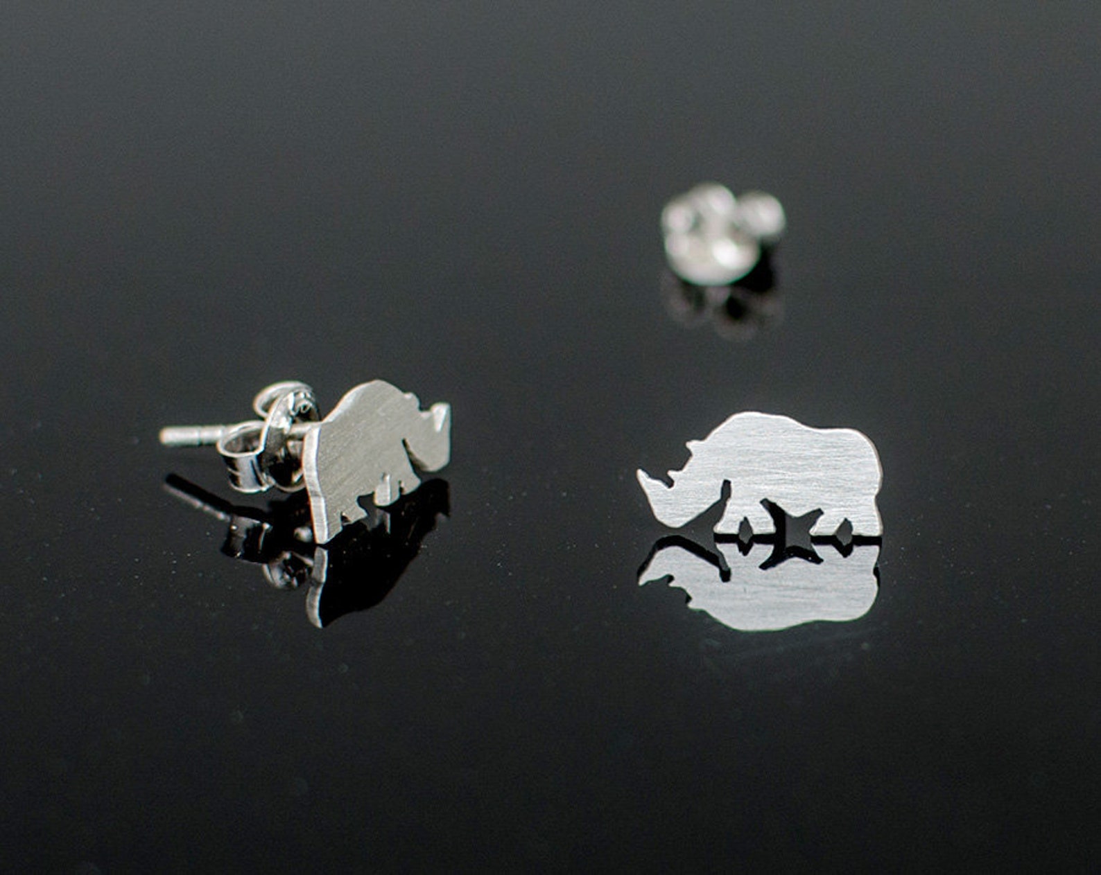 Rhino hand cut 925 sterling silver stud earrings. Animal | Etsy