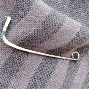 Silver safety pin Minimalist modern shawl pin / scarf / kilt pin Brooch in German silver - Hammered simple lines classic pin