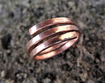 Gehämmerter Kupferring - Schlichter minimalistischer Kupferring - Spiralring - Kupferring Herren / Damen - Daumenring / kleiner Finger Ring - Gewickelter Ring