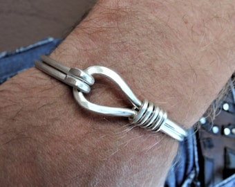 Minimalist Silver Bracelet - Hammered sterling silver bangle - Loop and hook - Handmade silver 925 wire wrap jewelry -  Mens or Womens
