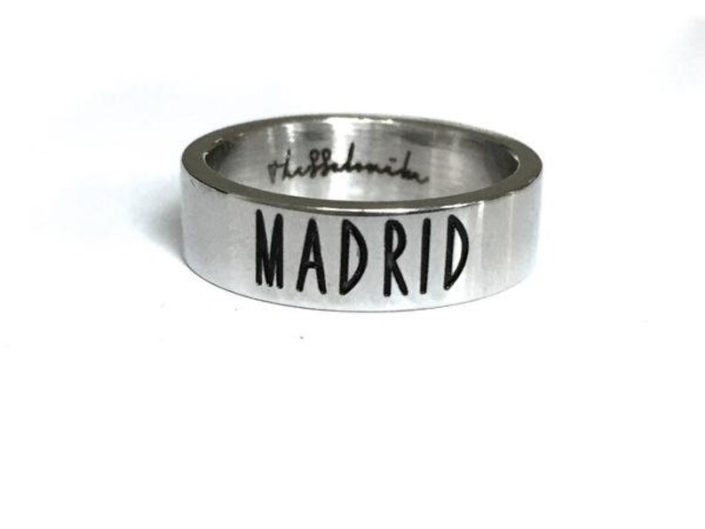 Madrid Travel Ring image 1