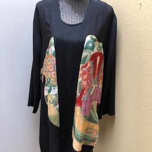 SALE! Beautiful Vintage One Of A Kind Ann Namba Black Asian Print Silk Open Mid-Thigh Jacket & Matching Tank Top