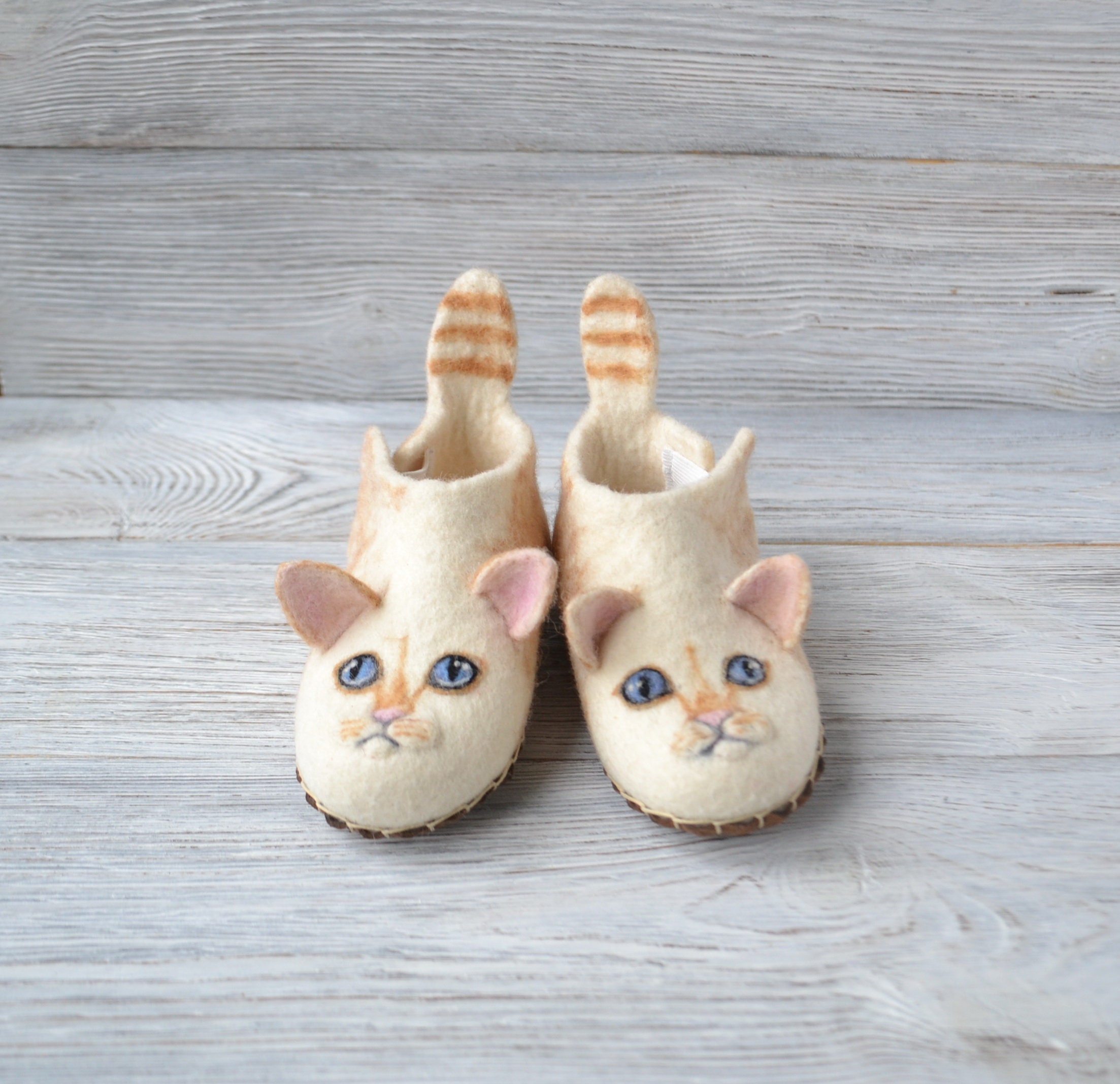 felt cat slippers