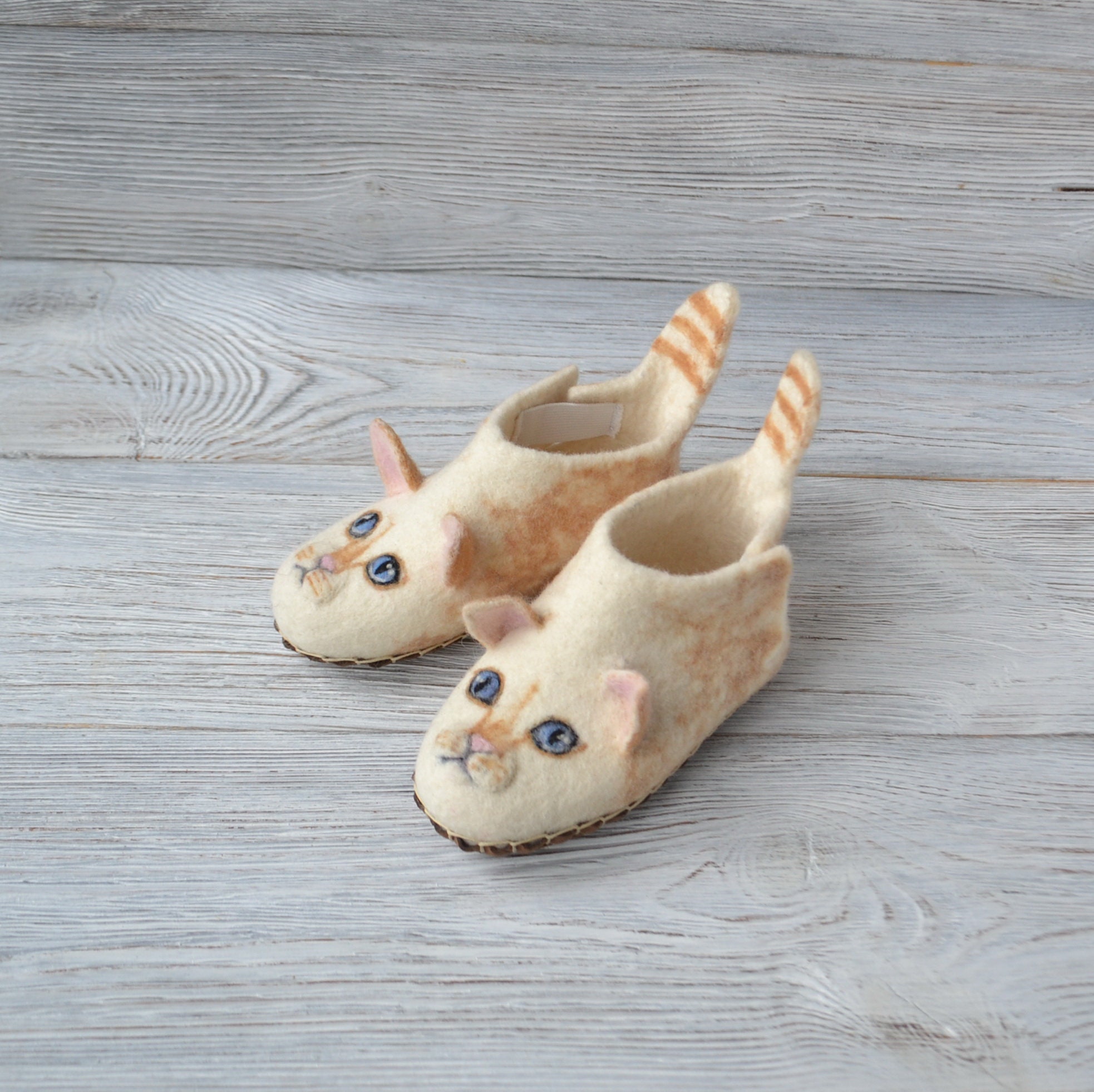 felt cat slippers